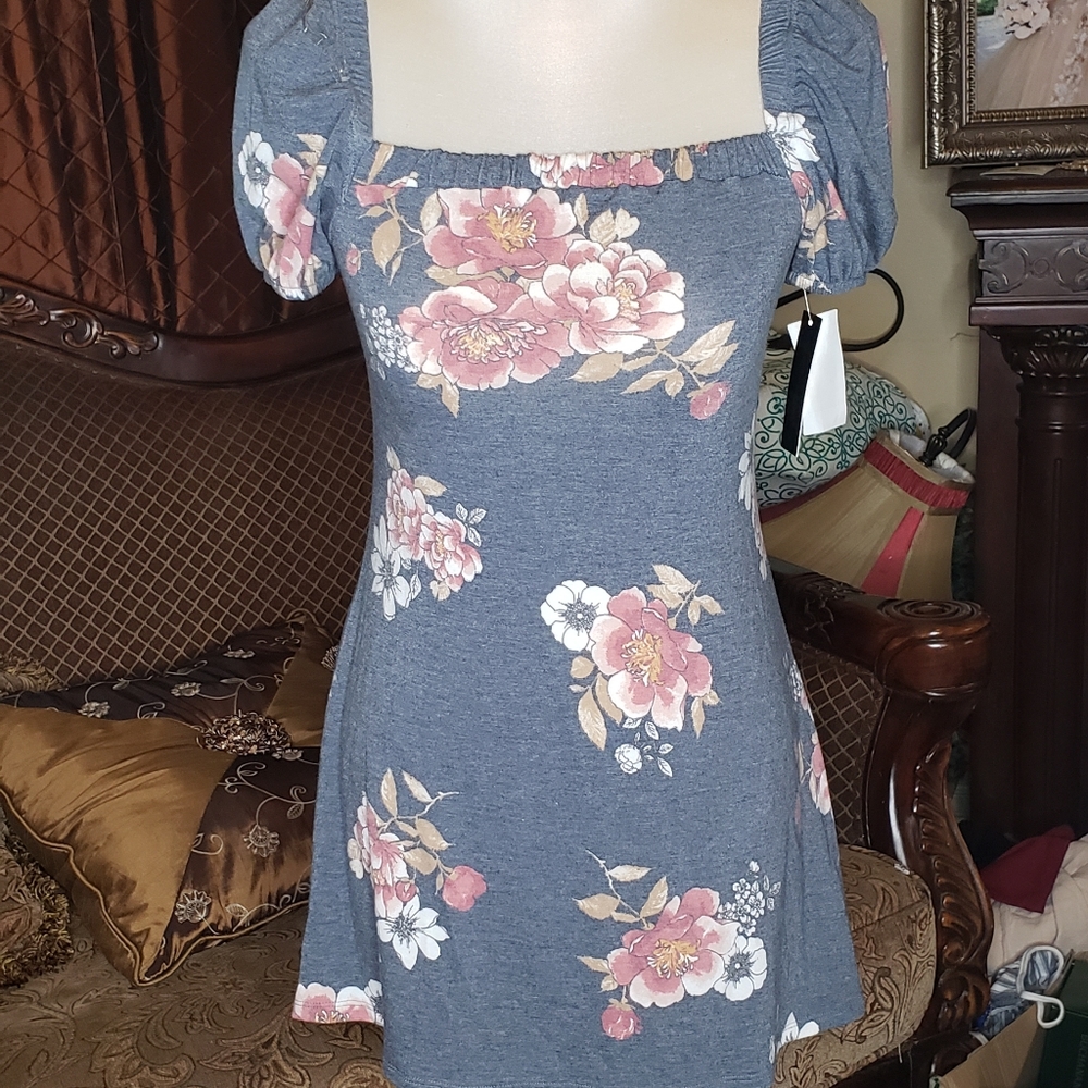 Xtraordinary dress, xsize small, new